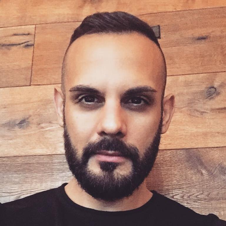 Mattias Garzón, barnmorska